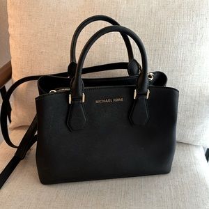 Michael Kors Medium Black Crossbody Purse